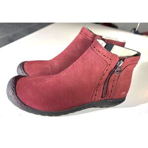 JBU By Jambu Womens Red Juno Ankle Boots With Side Zippers & Memory Foam Insoles